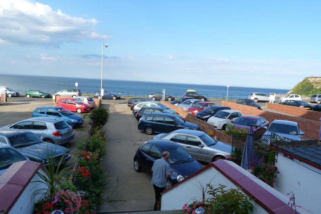 Hotel Catania Scarborough Esterno foto